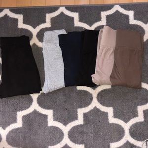 Naked Wardrobe Highwaisted Leggings. Size S.